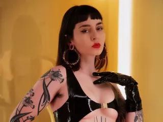 QueenAvaline on Streamate 