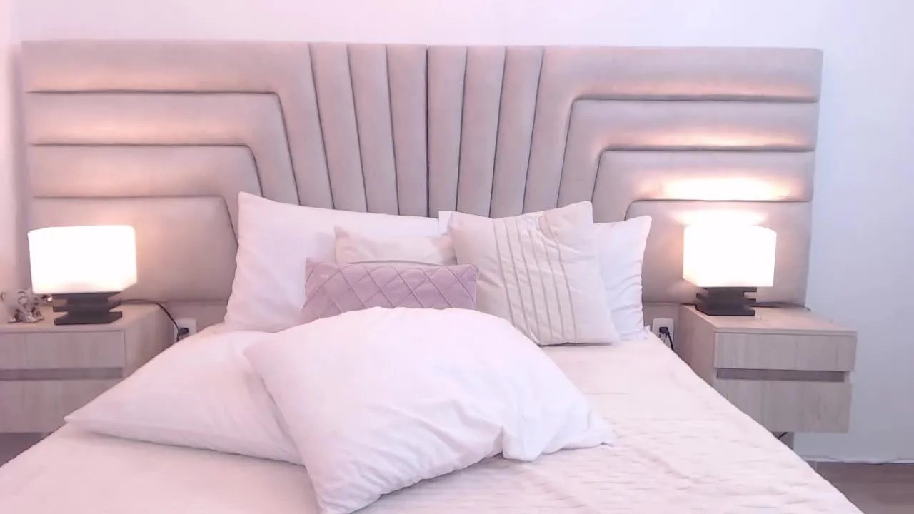 BellaAnderson on Streamray 