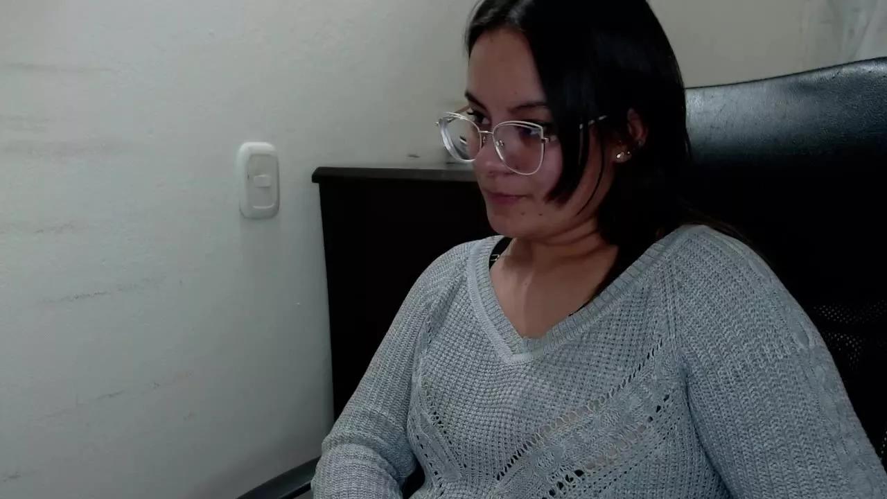 Cheryl_Virtual on Streamray 