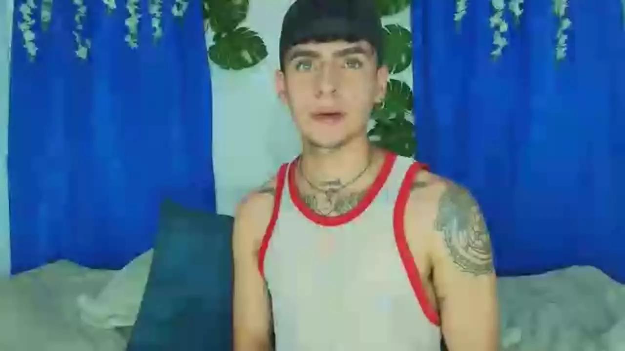GuzmanCaami on Streamray 