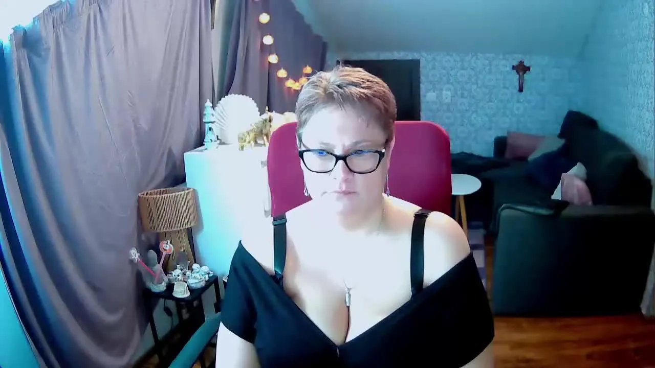 hellen37 on Streamray 