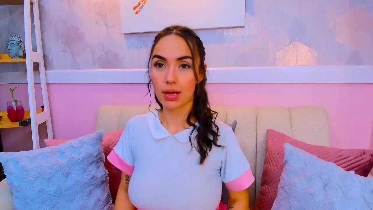 kiara_jones1 on Streamray 