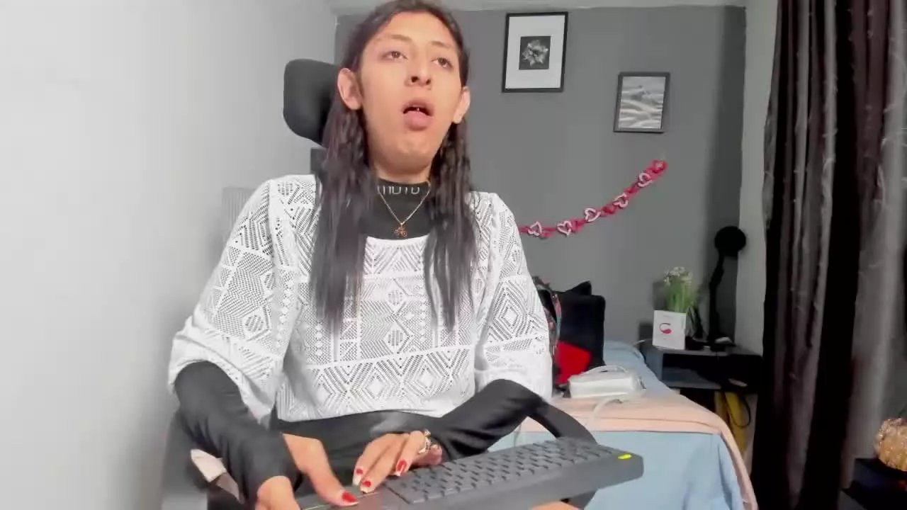 Kitty_lovesTS on Streamray 