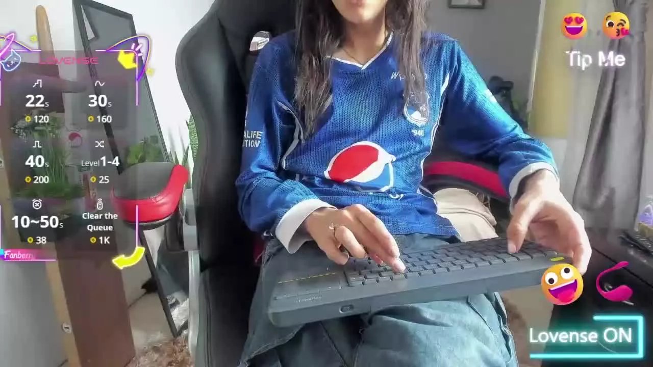 Kitty_lovesTS on Streamray 