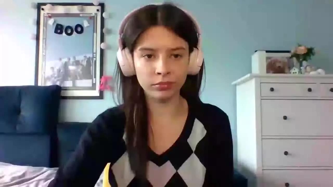 LariceTasty on Streamray 