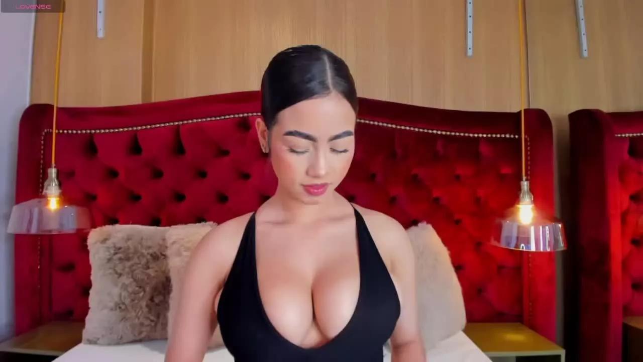 LunaSinclair on Streamray 