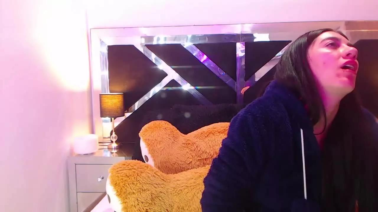 Maria_Moon on Streamray 