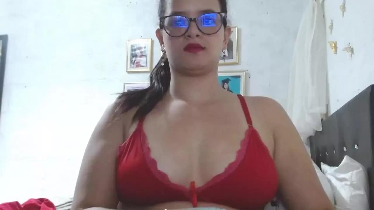 MiaSaing on Streamray 
