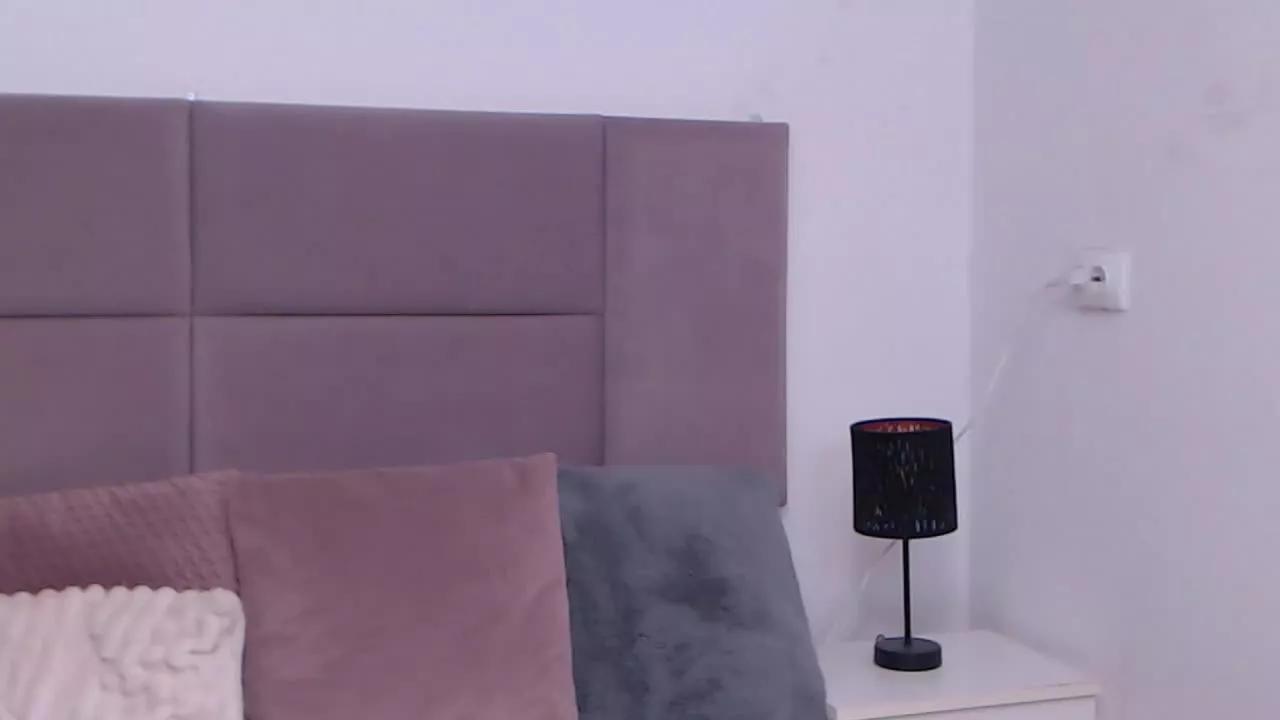 MiryamInes on Streamray 