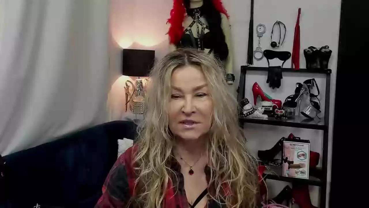 smileCRYSTAL on Streamray 