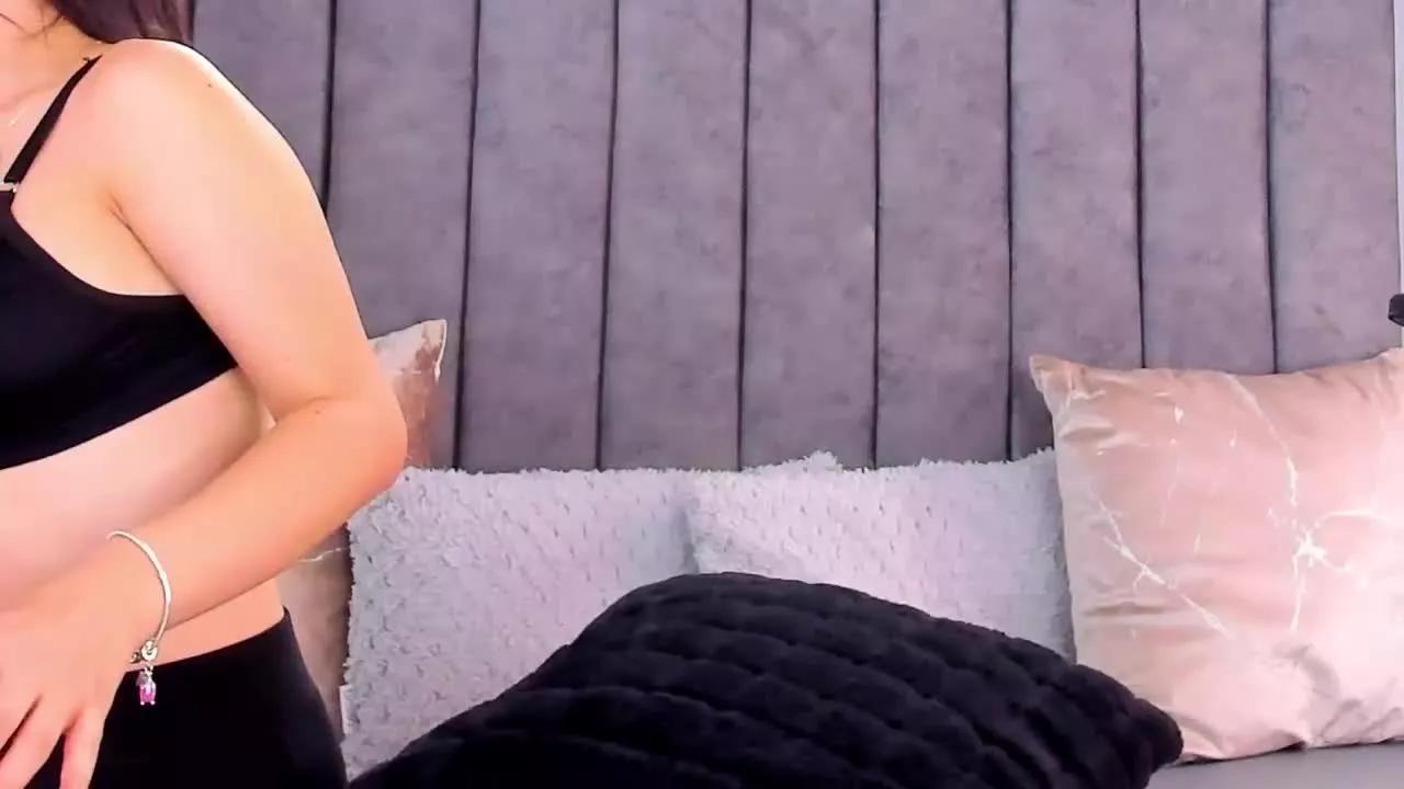 TamaraGrey on Streamray 