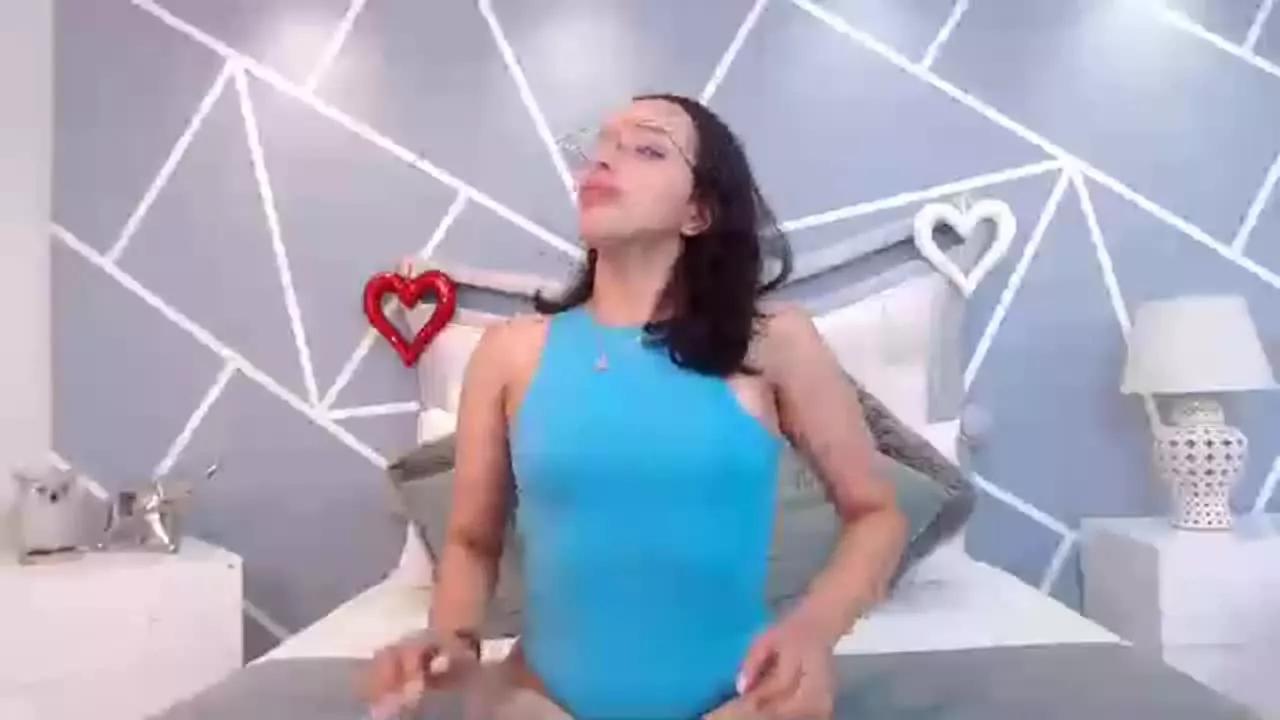 ValkyriaStel on Streamray 