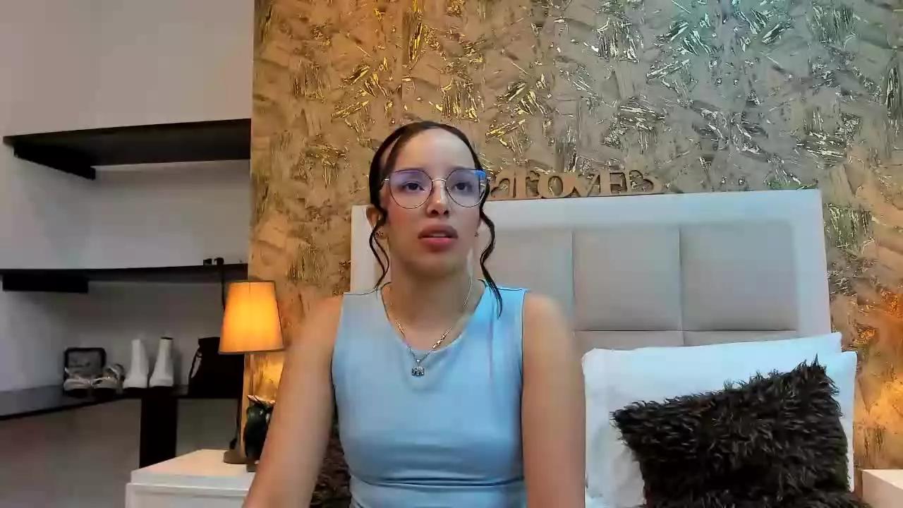 ValkyriaStel on Streamray 
