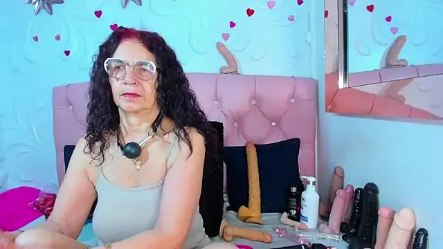 agatha_ross26 on StripChat