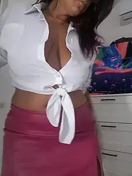 allyson22andy on StripChat