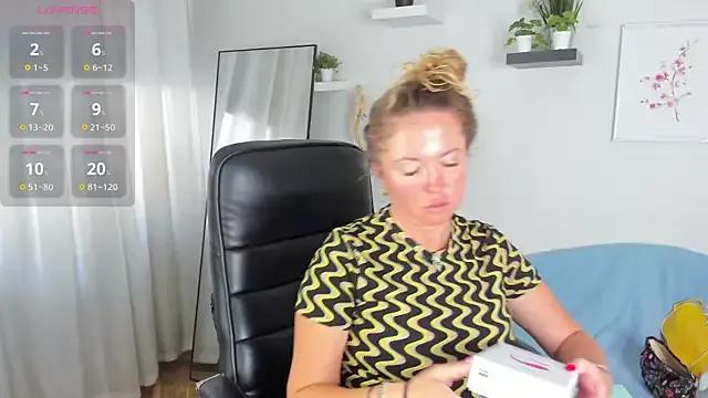 Amber_Foks on StripChat