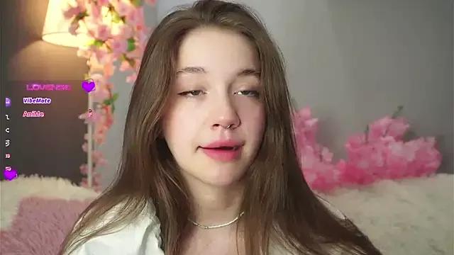 AmiLewis on StripChat