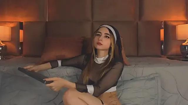 Private angelinepossy on StripChat