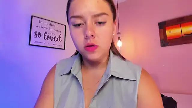ArianaBaker on StripChat 
