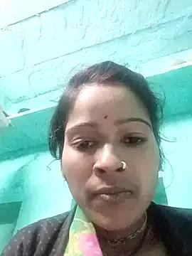 Arini_Arora on StripChat 