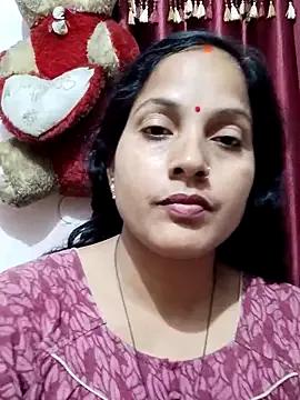 Arini_Arora on StripChat 
