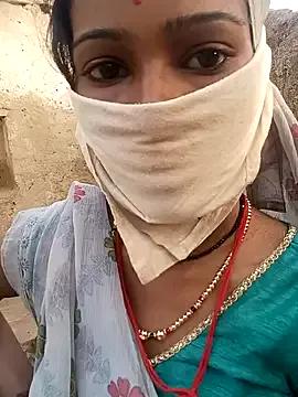 Arini_Arora on StripChat 