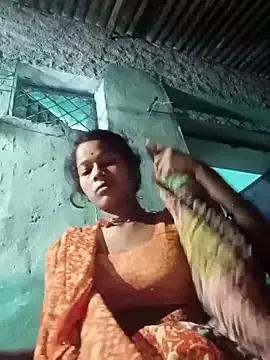 Arini_Arora on StripChat 
