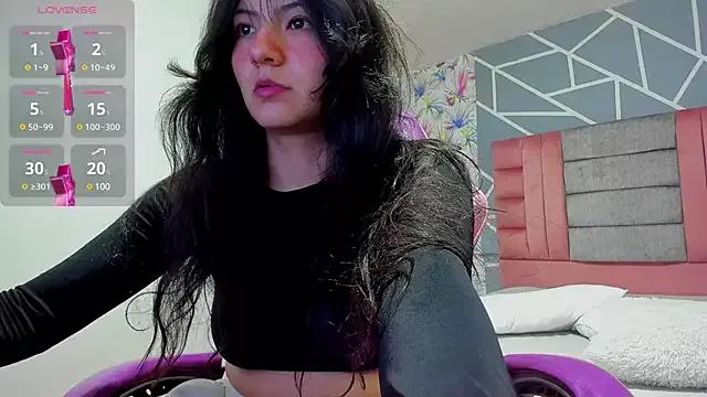 Asaray_T on StripChat 
