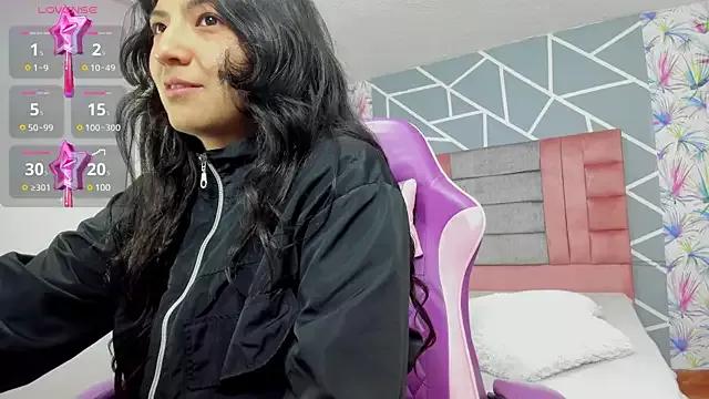 Asaray_T on StripChat 