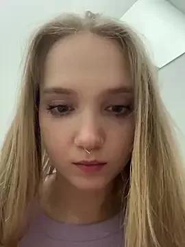 bambi_lu on StripChat