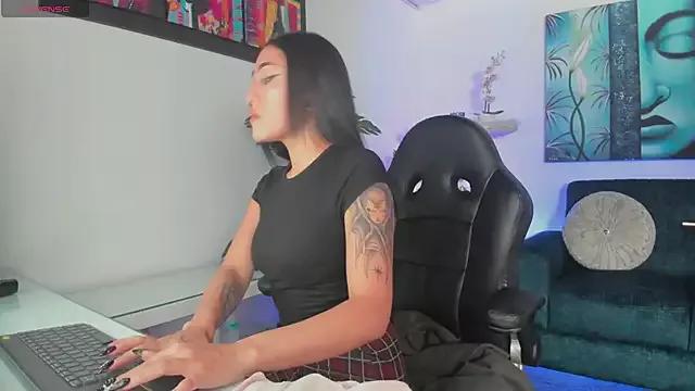 BaphyBaby on StripChat 