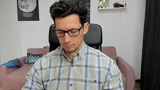 BrutusK08 on StripChat 