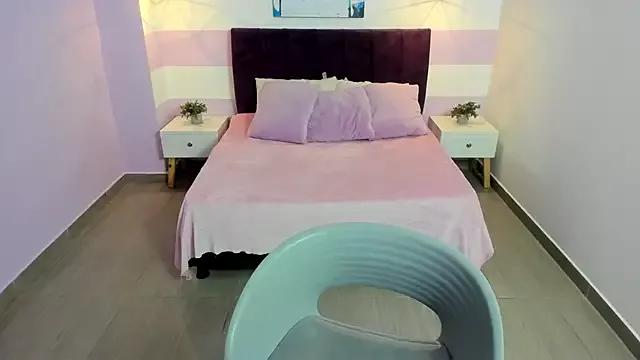 Carol_Pinter on StripChat 