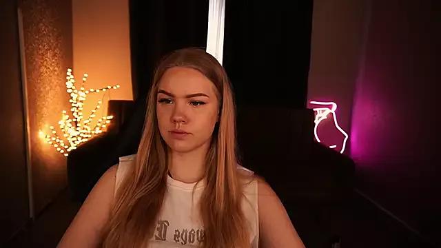 CelesteNoir on StripChat 