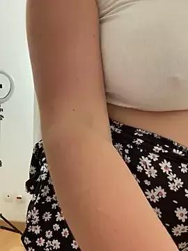 Chloe-taa on StripChat