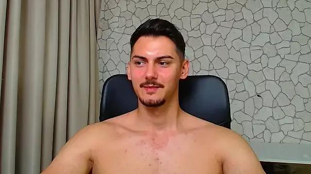 ClintMasters on StripChat