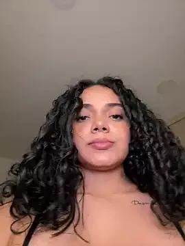 Freechat Curlyierr on StripChat