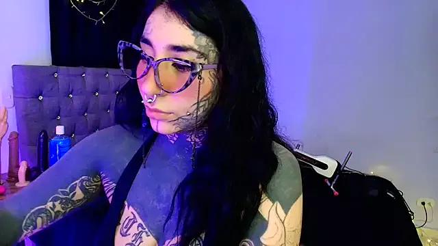 Dacota_Dmone on StripChat 