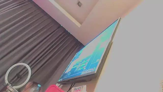 DarkDiamondx on StripChat