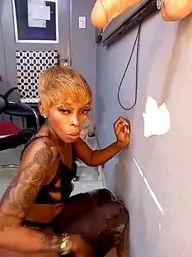 DickDiva1 on StripChat 