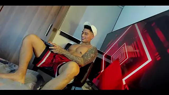 Dominiofit on StripChat