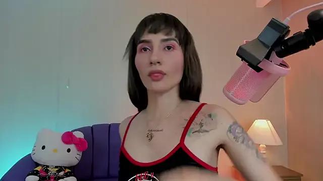 ElectraRaptiis on StripChat