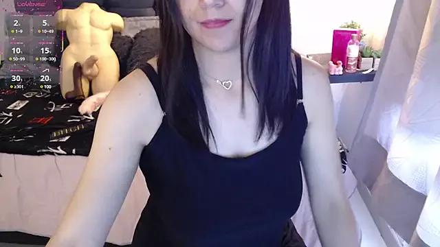 Freechat elowen_halley1 on StripChat