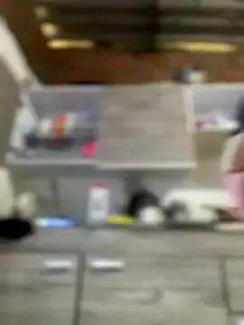 Emiily_lee on StripChat