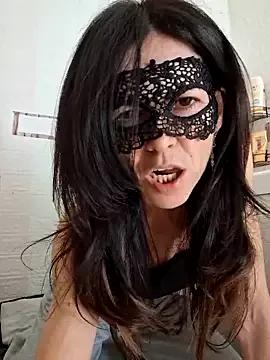 EmySkinny85 on StripChat 