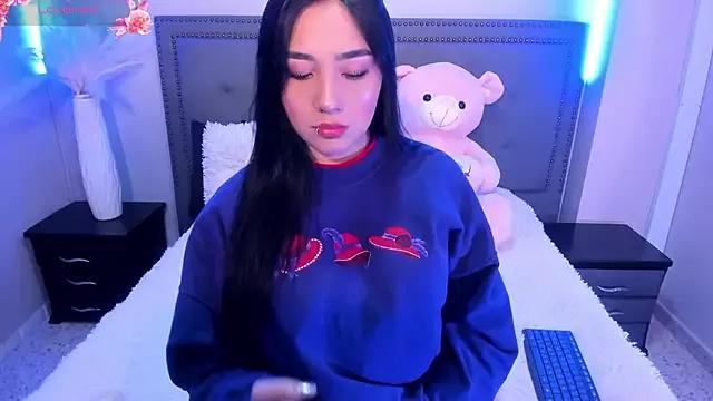 Enyel_valmina on StripChat 