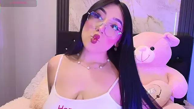 Enyel_valmina on StripChat