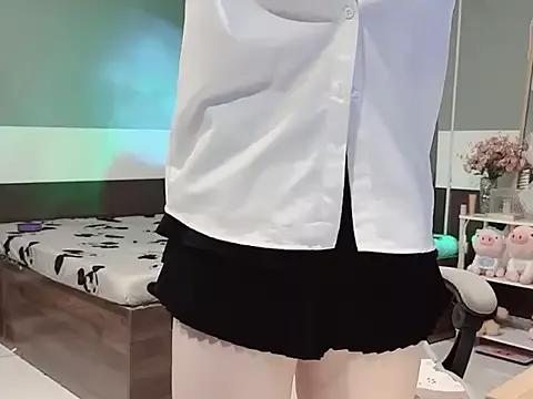 Eva-Public on StripChat 