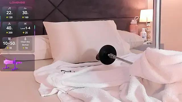 franceska_milf on StripChat