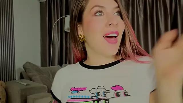 HannaByron on StripChat 
